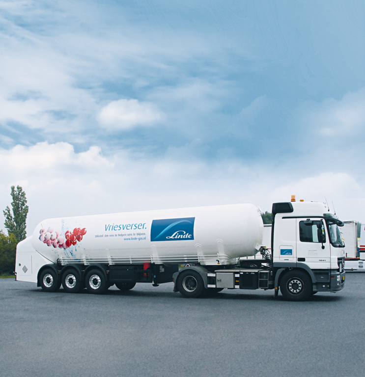 Foto van een Linde tankwagen